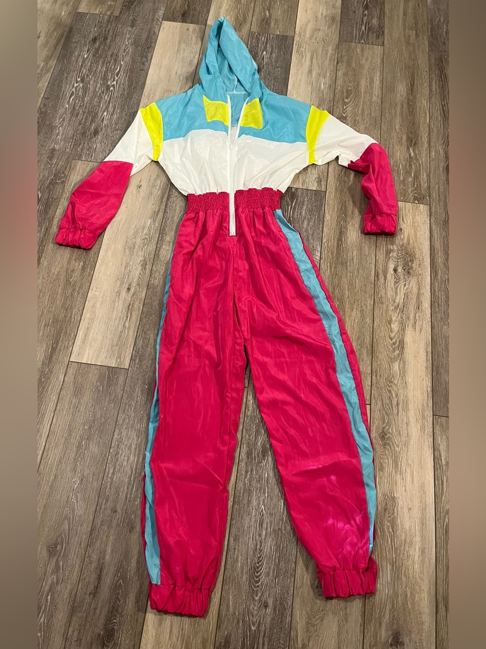 NWOT retro woman’s colorblock windbreaker jumpsuit, one piece long sleeve